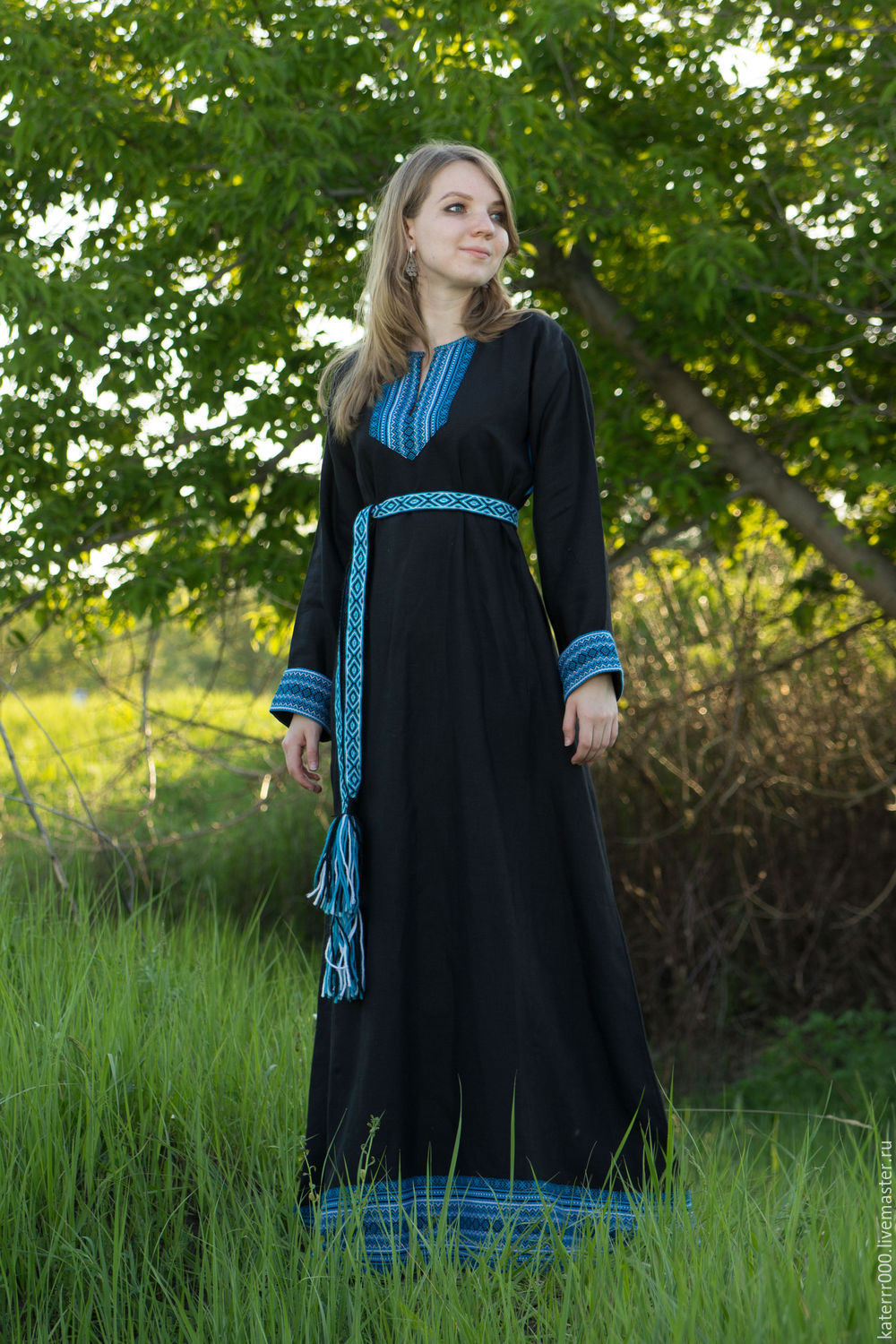 Women in Slavic costumes in Joao Pesoa